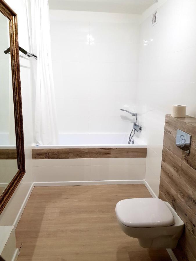 Apartament Czarlinskiego Torun Bagian luar foto